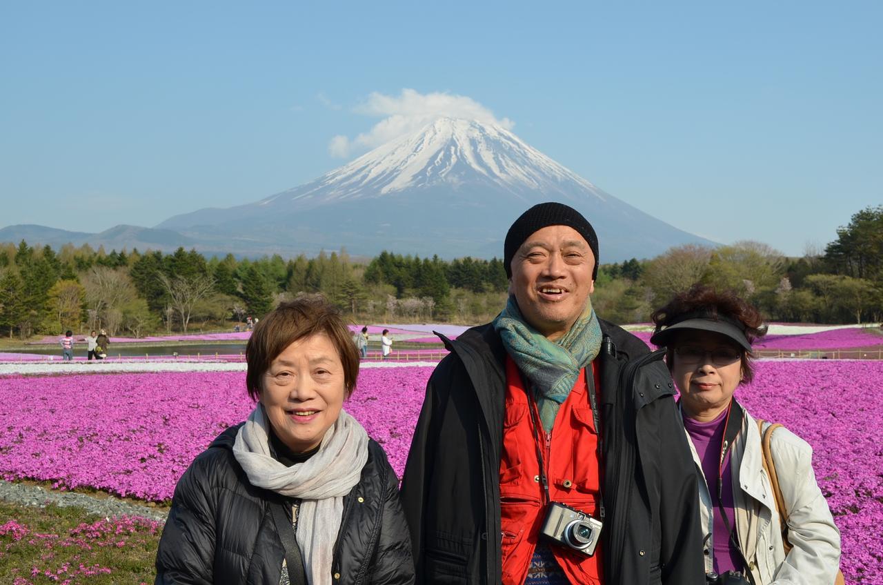 Mt Fuji Cat&Dog&Spa Pension Blue Poppy Fujikawaguchiko Dış mekan fotoğraf